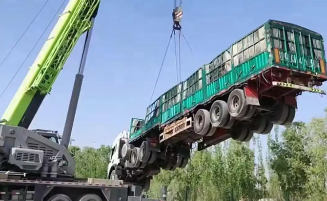 梅江区道路脱困救援案例
