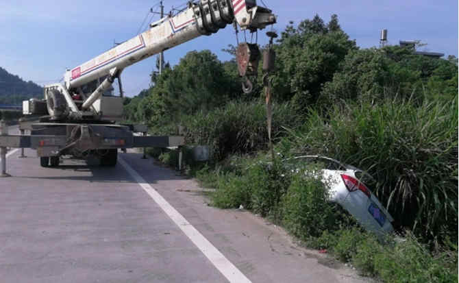 梅江区重载吊车救援